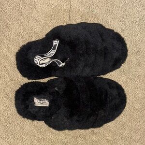 UGG Black Fluffy Slides